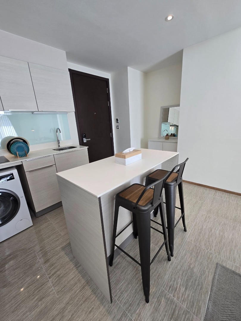 The Es Sukhumvit 43, 2 bed condo in Sukhumvit, Bangkok — photo 13