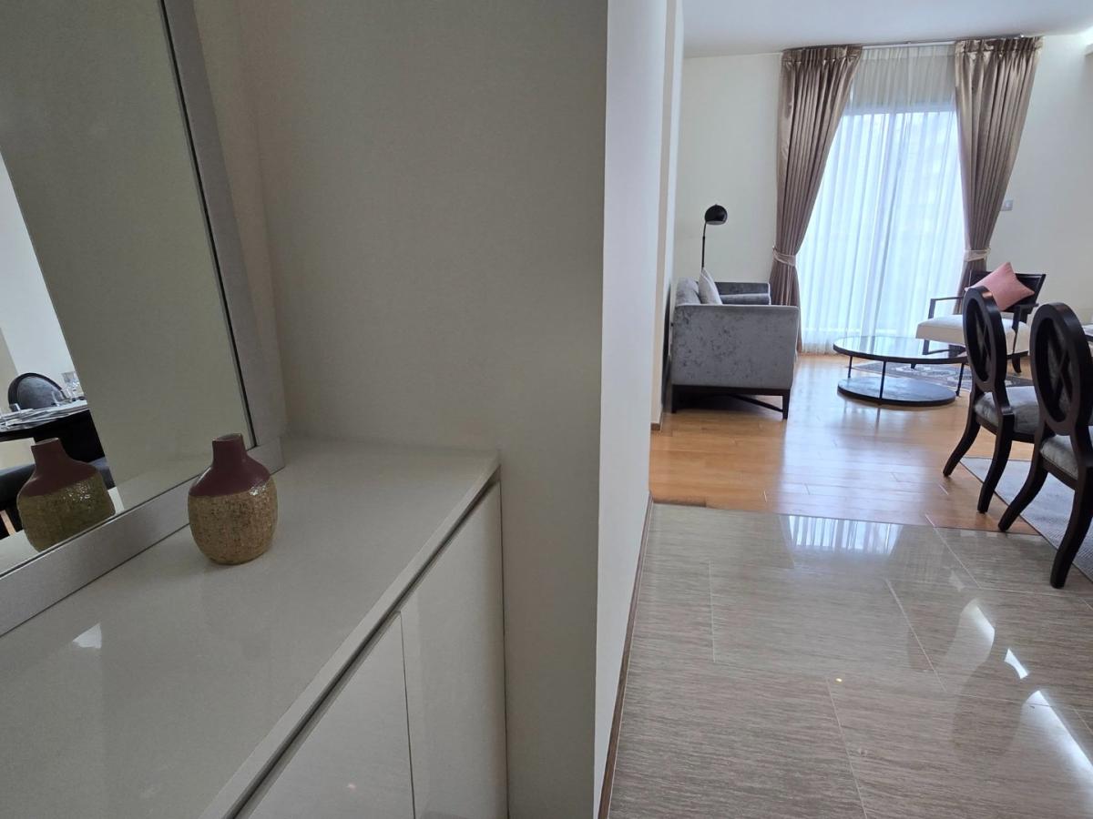 The Es Sukhumvit 43, 2 bed condo in Sukhumvit, Bangkok — photo 15