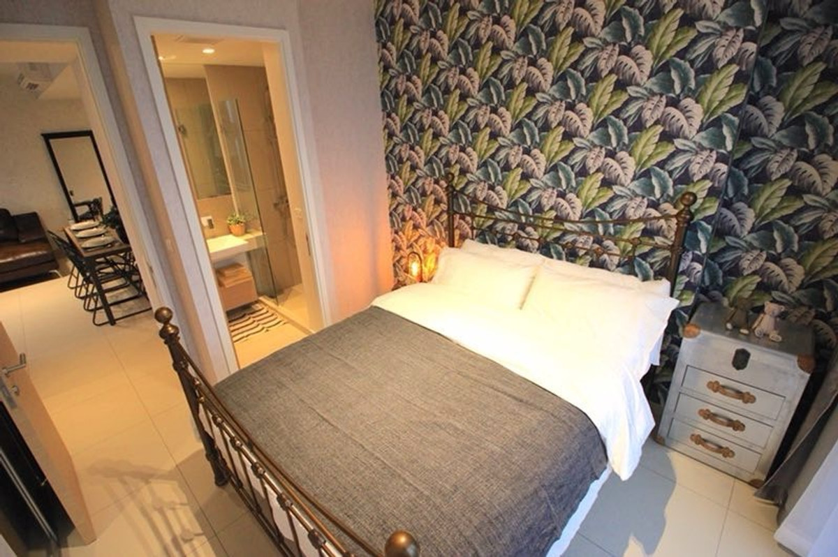 The Loft Ekkamai, 2 bed condo in Sukhumvit, Bangkok — photo 8