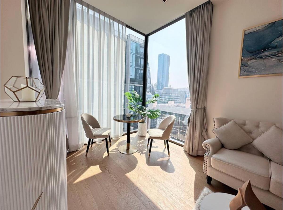 28 Chidlom, 1 bed condo in Wireless, Bangkok — photo 3
