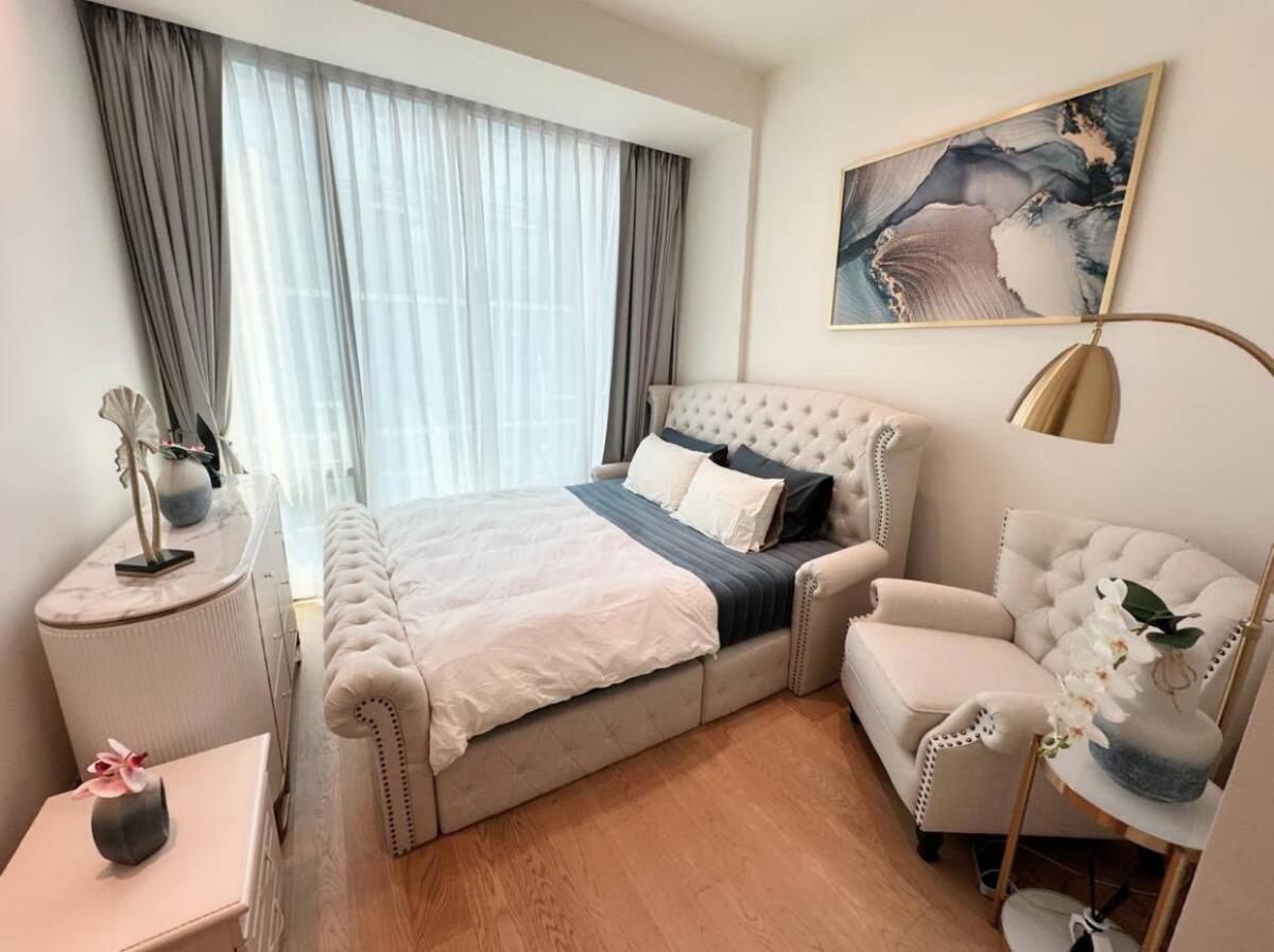 28 Chidlom, 1 bed condo in Wireless, Bangkok — photo 4