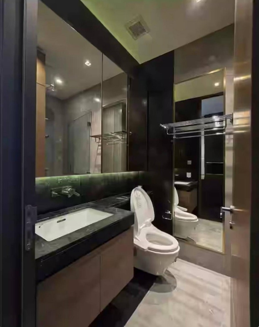 28 Chidlom, 1 bed condo in Wireless, Bangkok — photo 7