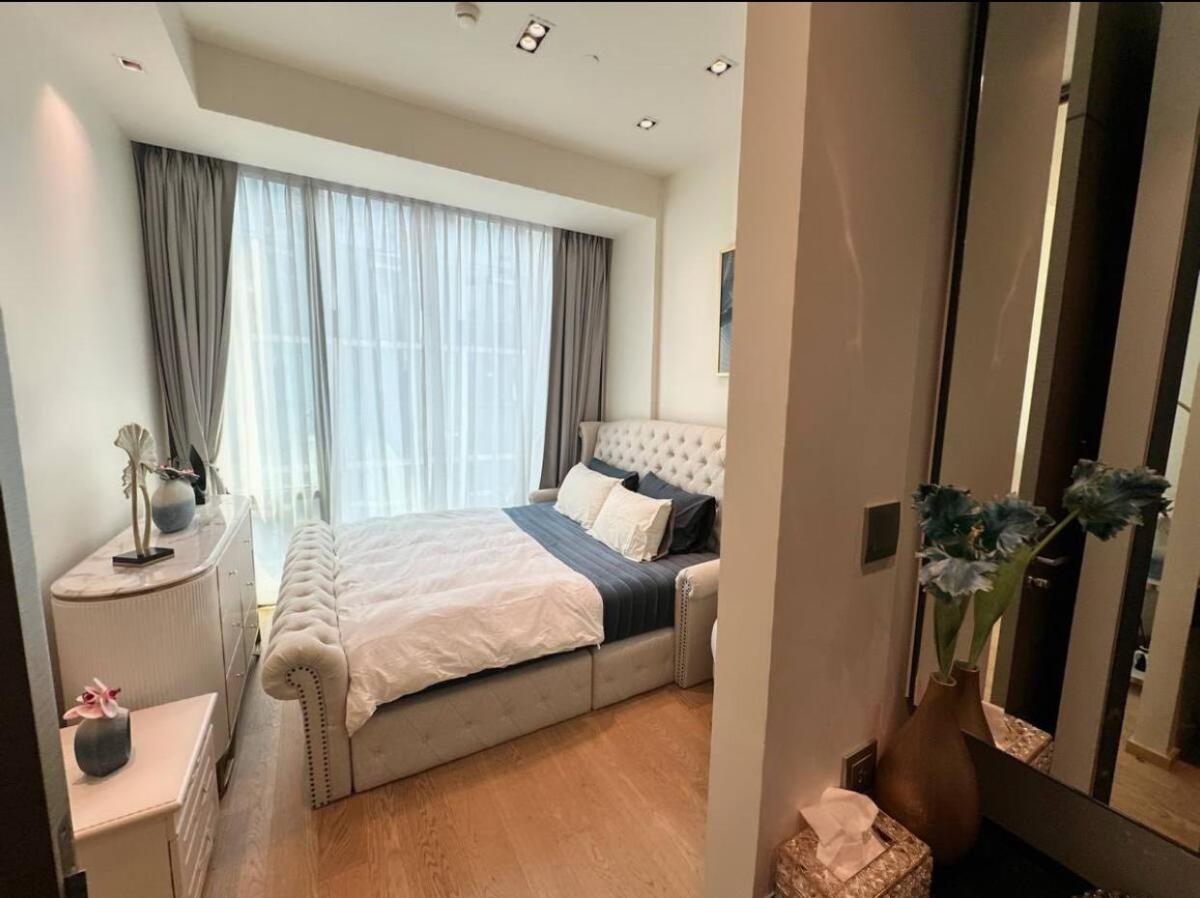 28 Chidlom, 1 bed condo in Wireless, Bangkok — photo 8
