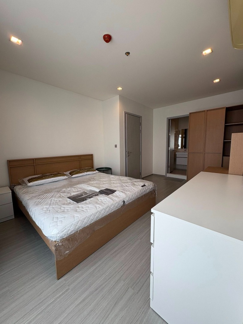 Life Sukhumvit 62, 2 bed condo in On Nut, Bangkok — photo 5