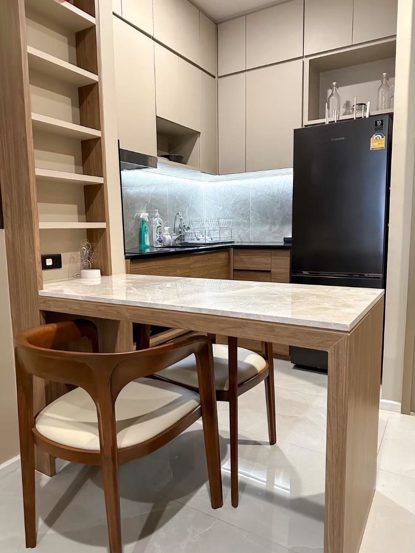 Noble Ploenchit, 1 bed condo in Wireless, Bangkok — photo 3