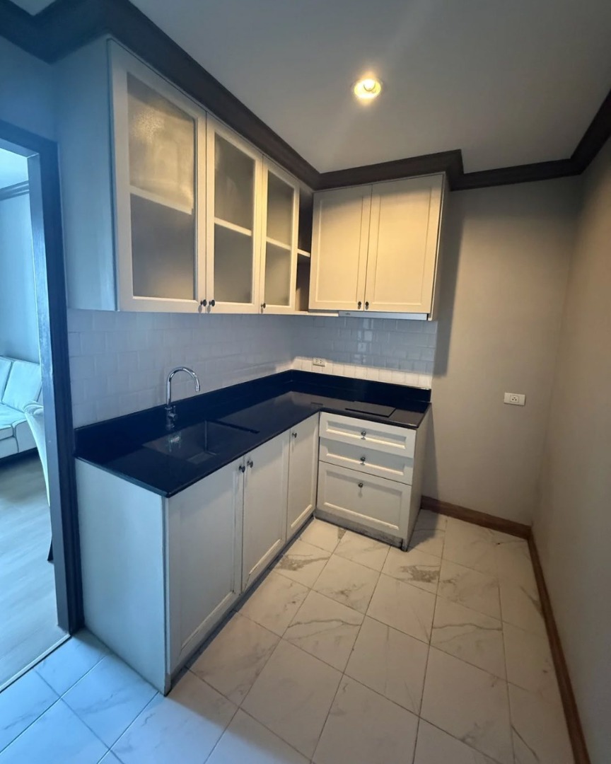 The Reserve Kasemsan 3, 1 bed condo in Siam, Bangkok — photo 4