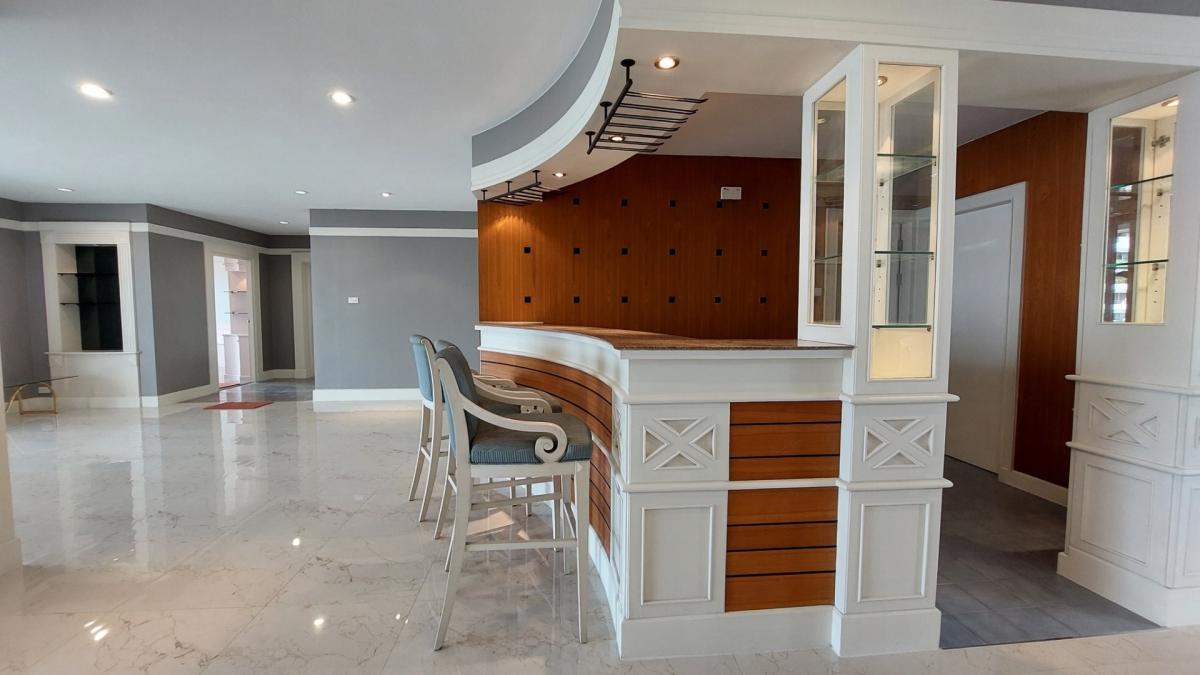 Saichol Mansion, 4 bed condo in Wongwian Yai, Bangkok — photo 3