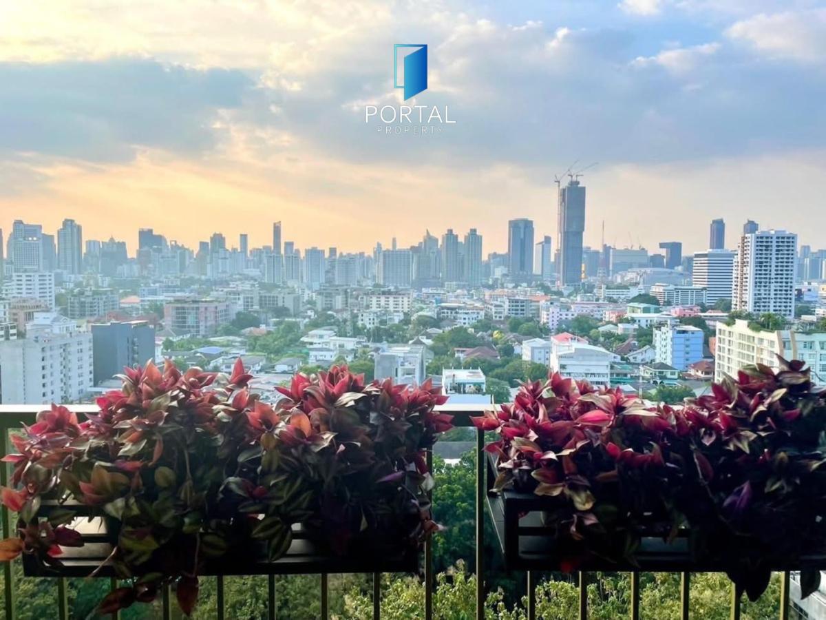 Noble Solo, 2 bed condo in Sukhumvit, Bangkok — photo 9