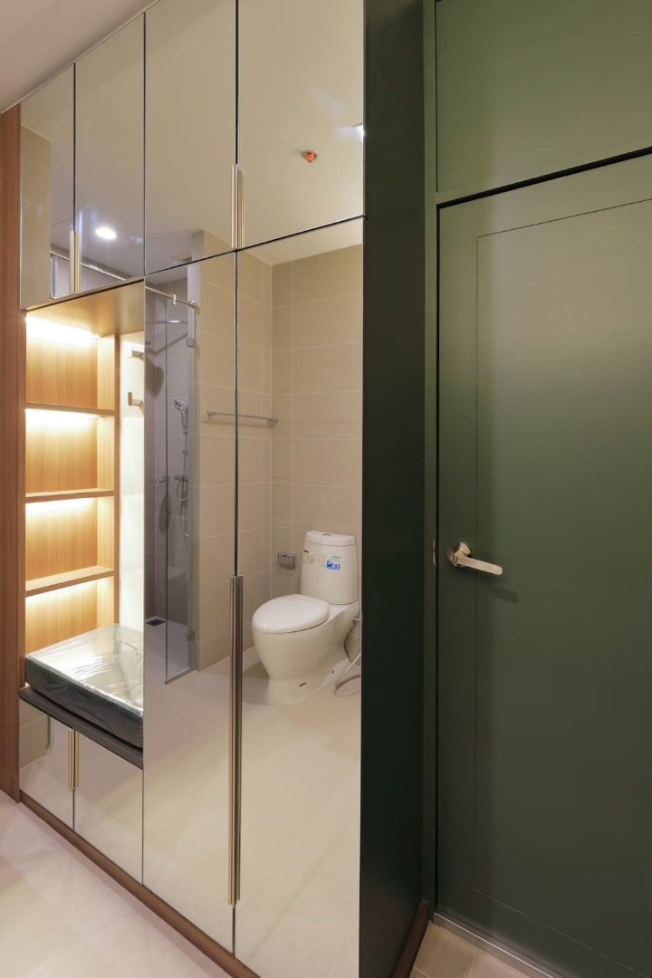 Noble Ploenchit, 1 bed condo in Wireless, Bangkok — photo 16