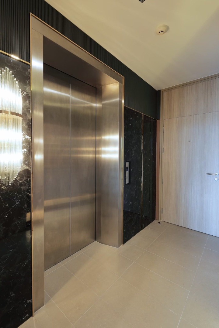 Noble Ploenchit, 1 bed condo in Wireless, Bangkok — photo 20