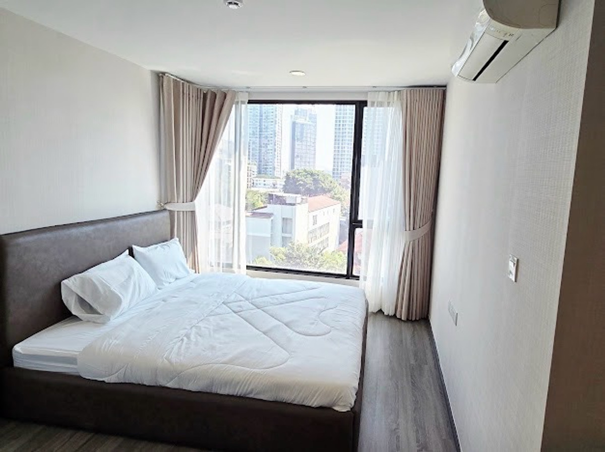 Ideo Mobi Sukhumvit 40, 2 bed condo in Sukhumvit, Bangkok — photo 7