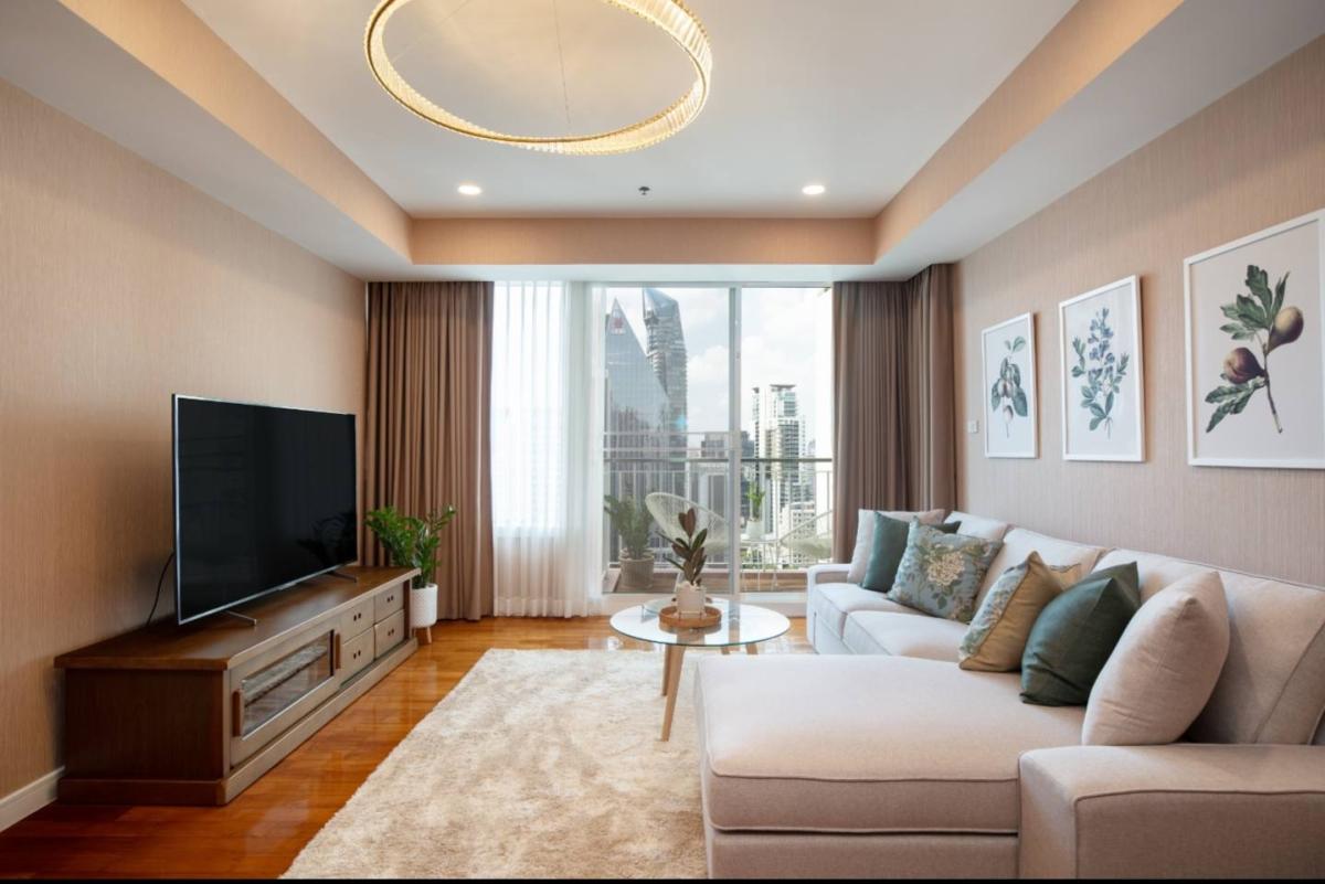 Baan Siri Twenty Four, 2 bed condo in Sukhumvit, Bangkok — photo 2