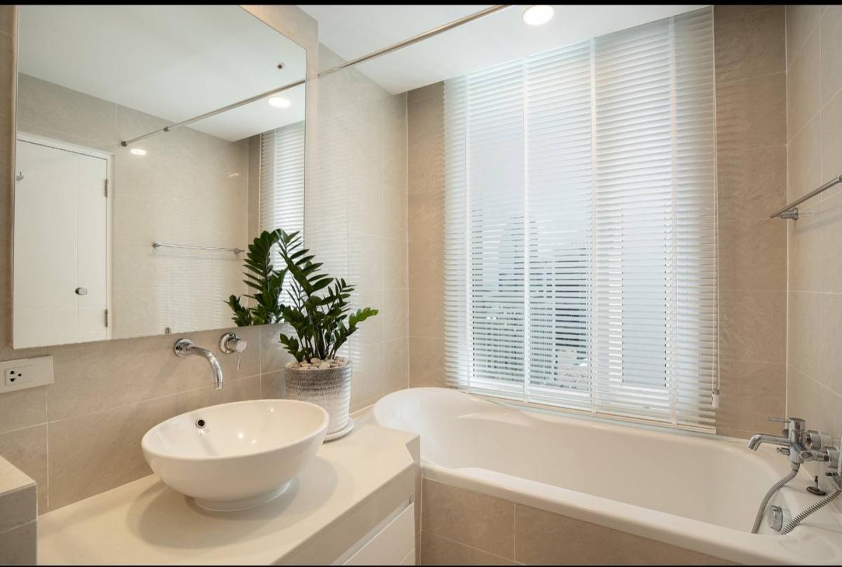 Baan Siri Twenty Four, 2 bed condo in Sukhumvit, Bangkok — photo 4
