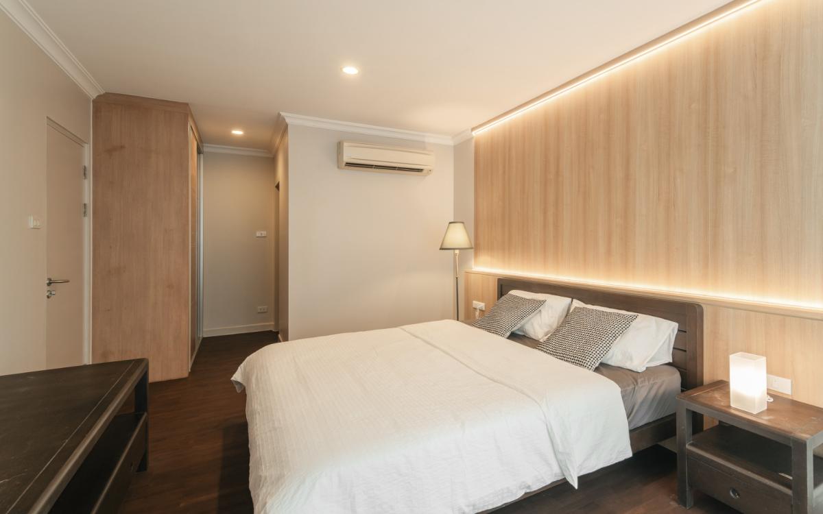 Baan Siri Sukhumvit Soi 10, 2 bed condo in Nana North, Bangkok — photo 8
