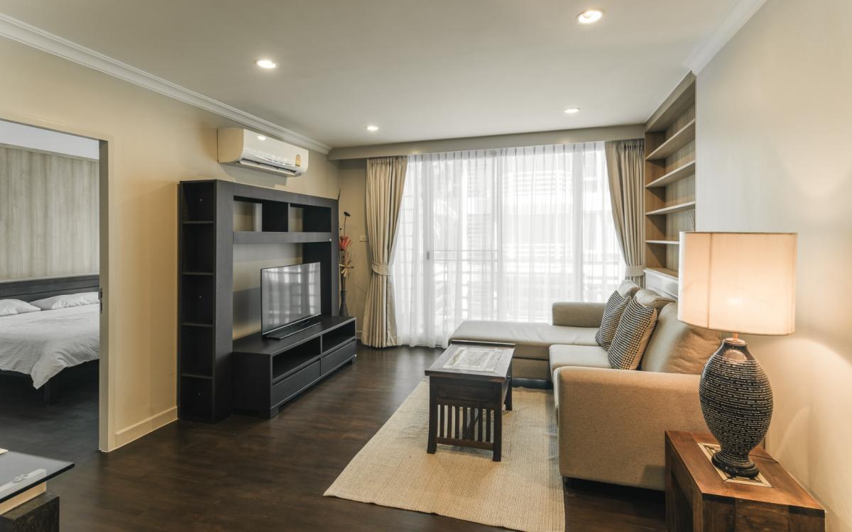Baan Siri Sukhumvit Soi 10, 2 bed condo in Nana North, Bangkok — photo 13