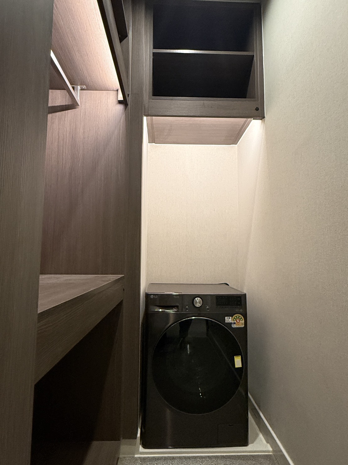Q1 Sukhumvit, 2 bed condo in Nana North, Bangkok — photo 8