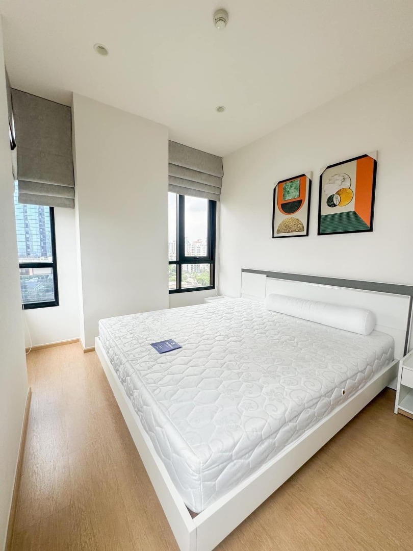 Maru Ekkamai 2, 2 bed condo in Sukhumvit, Bangkok — photo 3