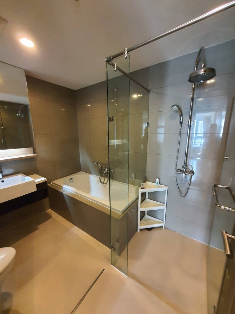15 Sukhumvit Residences, 2 bed condo in Nana North, Bangkok — photo 4