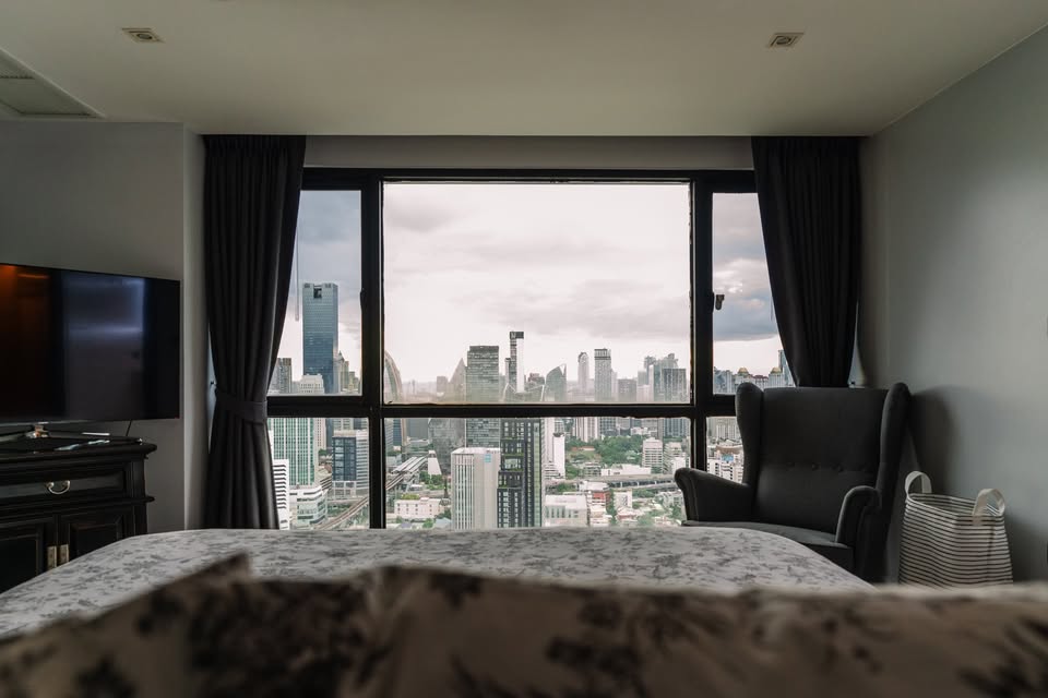 Sukhumvit Suite, 2 bed condo in Nana North, Bangkok — photo 16