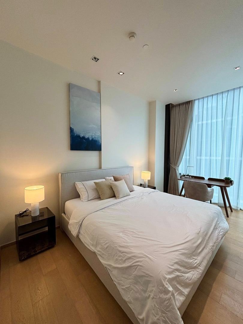 28 Chidlom, 2 bed condo in Wireless, Bangkok — photo 12