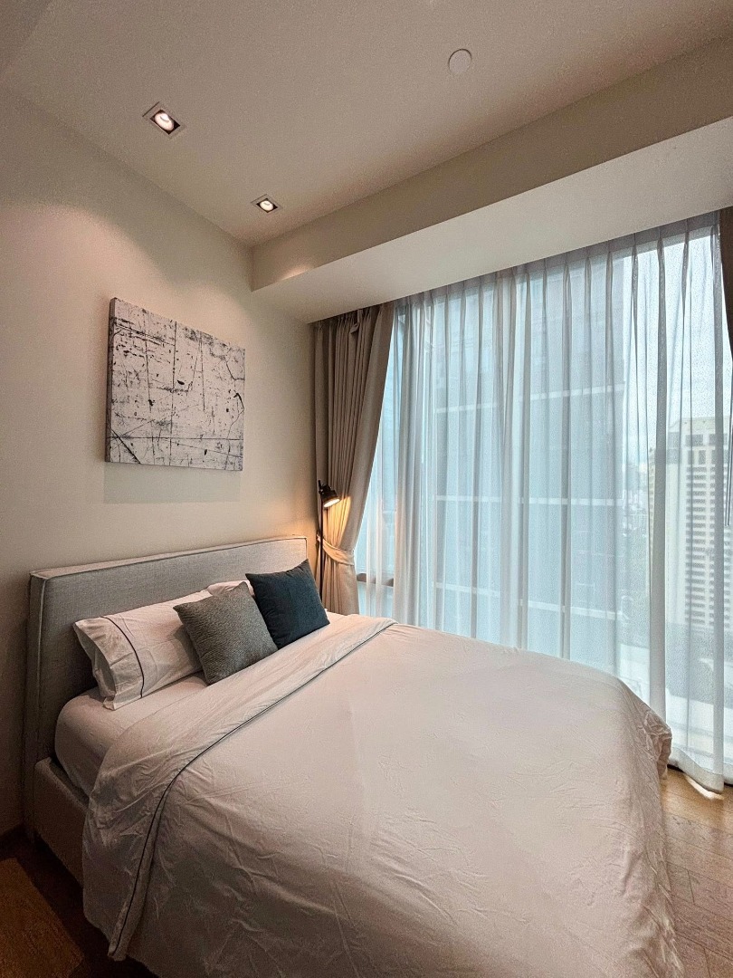 28 Chidlom, 2 bed condo in Wireless, Bangkok — photo 20