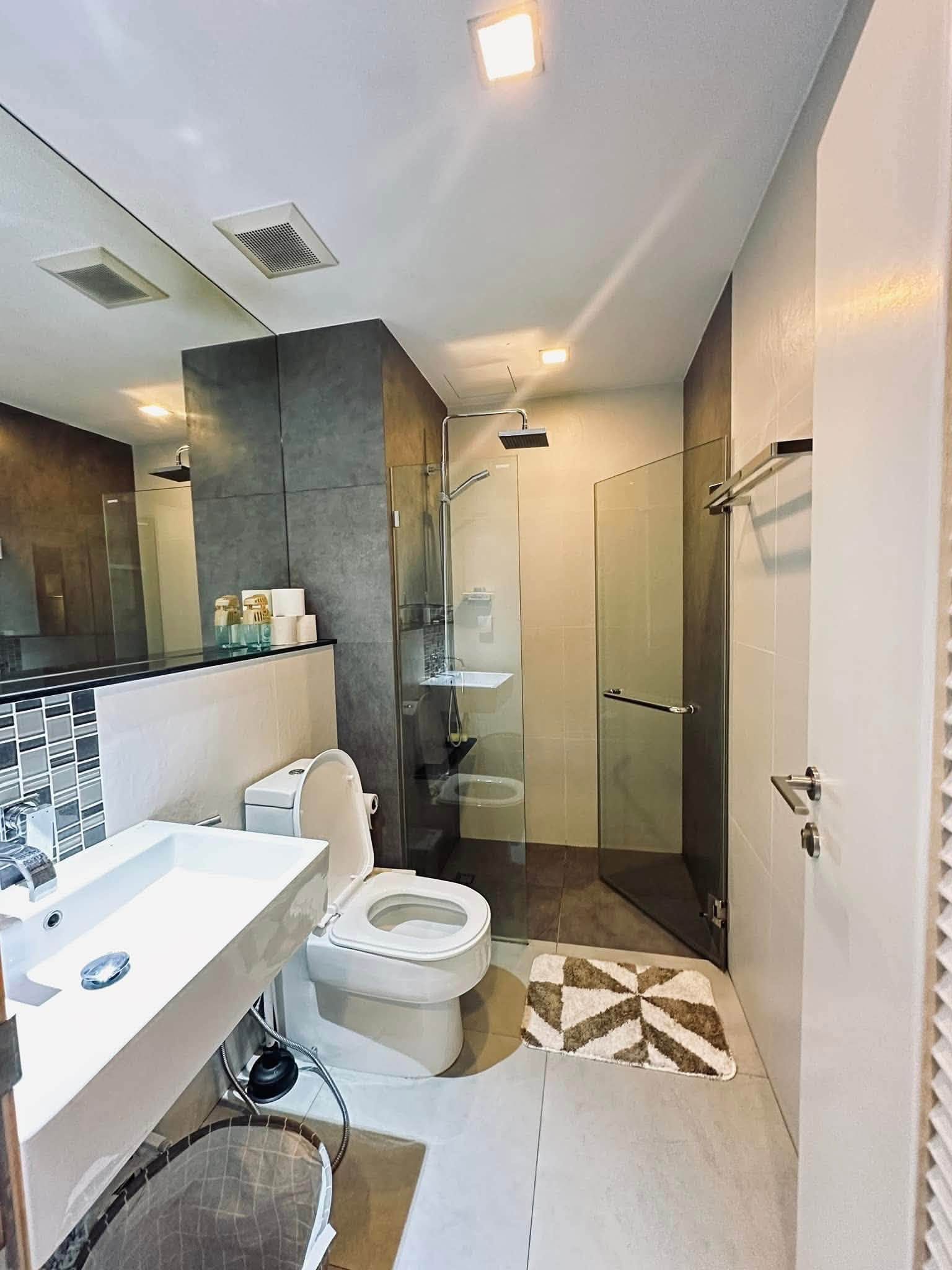 Urbano Absolute Sathron Taksin — photo 10