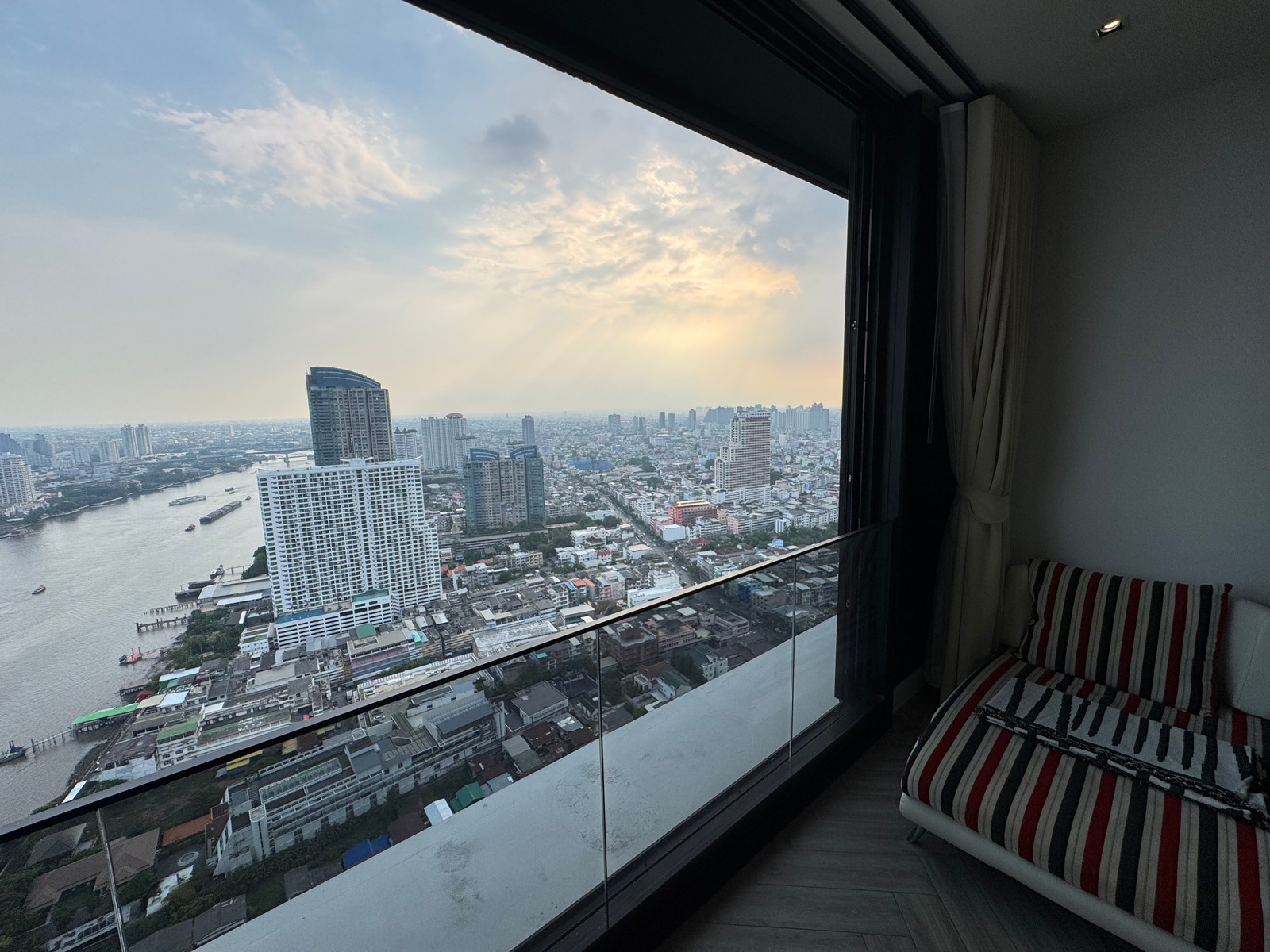 Chapter Charoennakhon - Riverside — photo 5