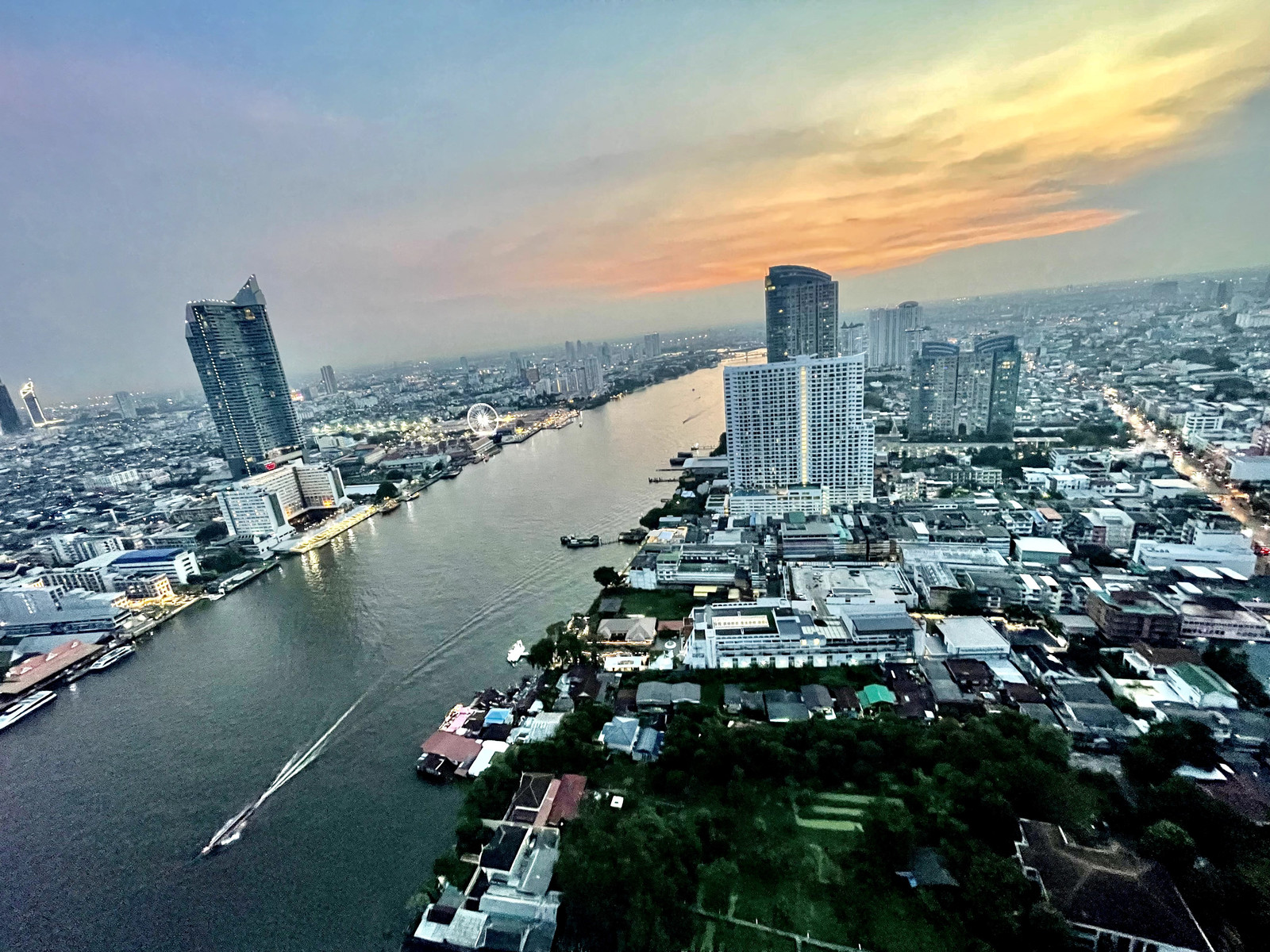 Chapter Charoennakhon - Riverside — photo 16