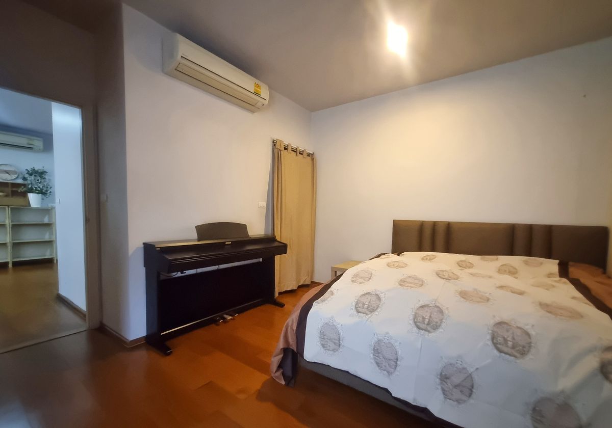 Hive Taksin — photo 16
