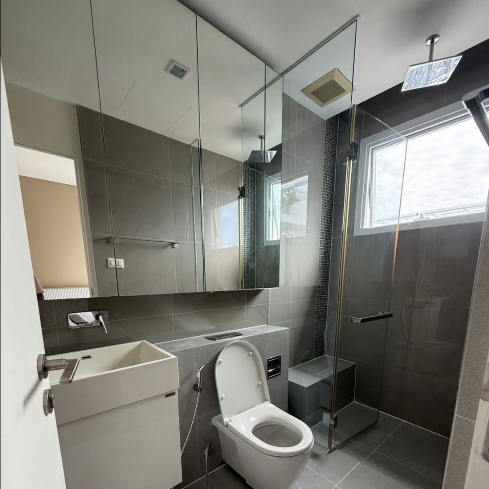 The Saint Residence, 2 bed condo in Phahon Yothin, Bangkok — photo 5