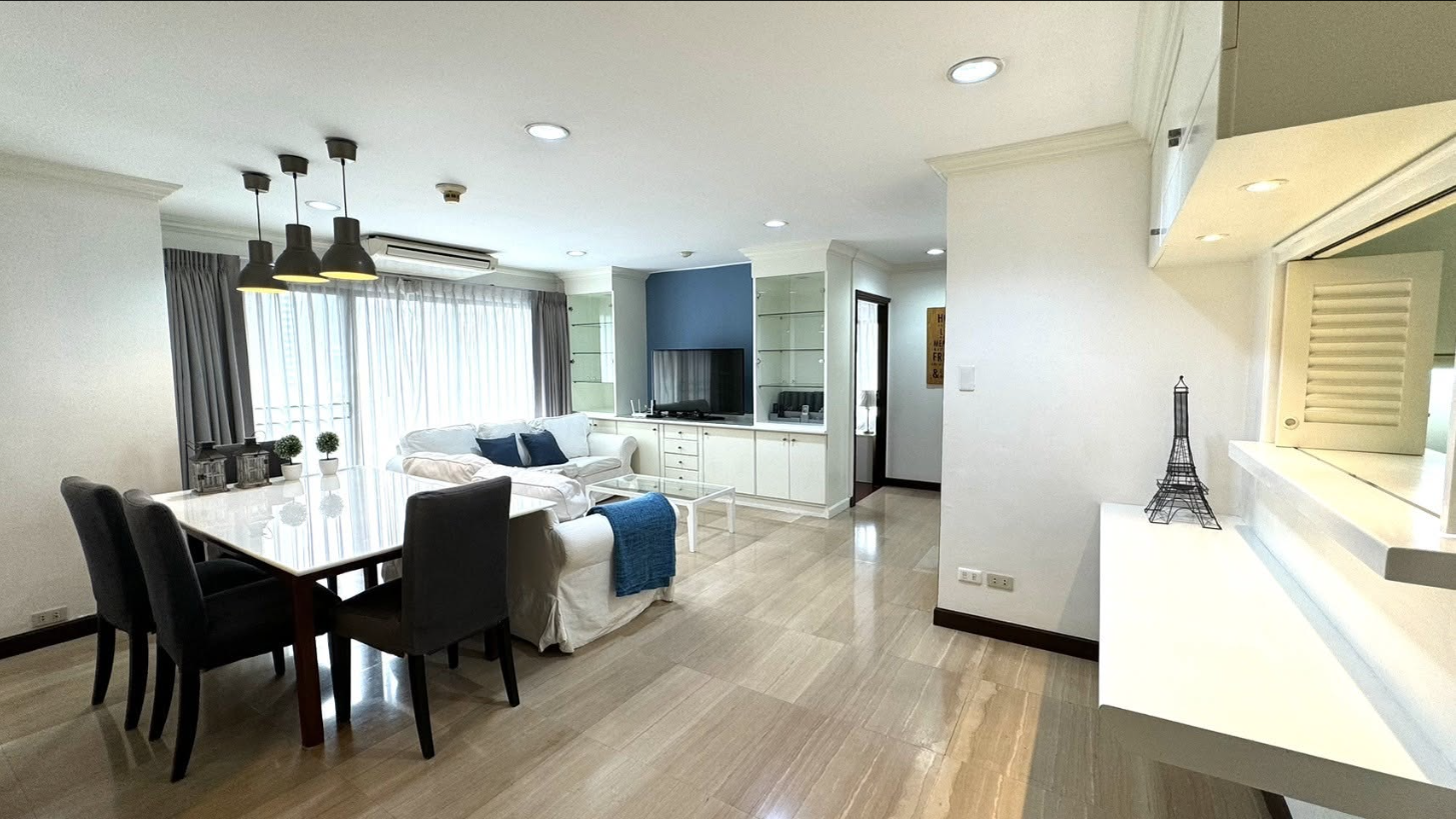 Richmond Palace, 3 bed condo in Sukhumvit, Bangkok — photo 2