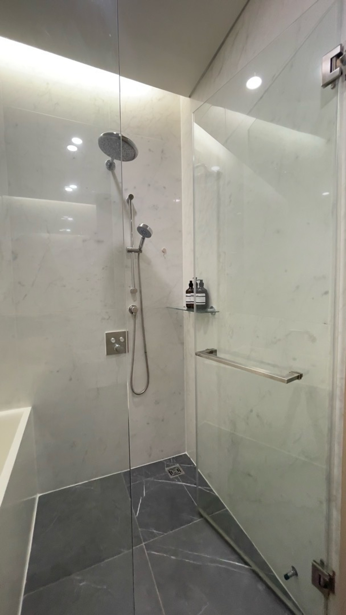 Siamese Exclusive Sukhumvit 42, 2 bed condo in Sukhumvit, Bangkok — photo 16