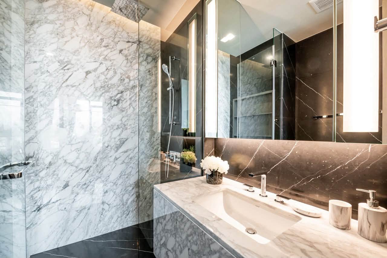 The Monument Thonglor, 2 bed condo in Sukhumvit, Bangkok — photo 16