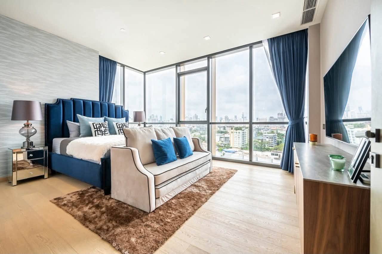 The Monument Thonglor, 2 bed condo in Sukhumvit, Bangkok — photo 9