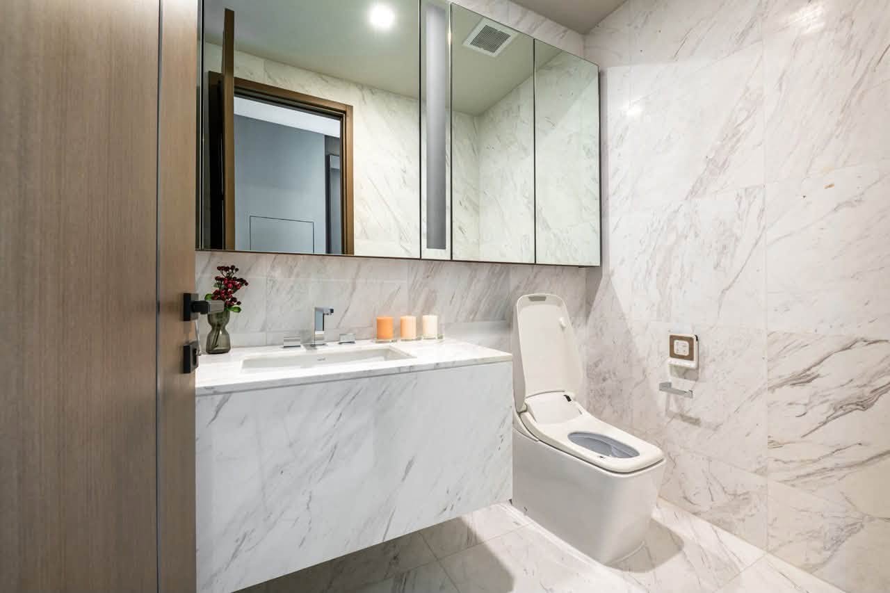 The Monument Thonglor, 2 bed condo in Sukhumvit, Bangkok — photo 8