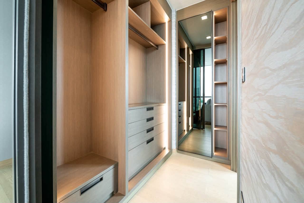 The Monument Thonglor, 2 bed condo in Sukhumvit, Bangkok — photo 11